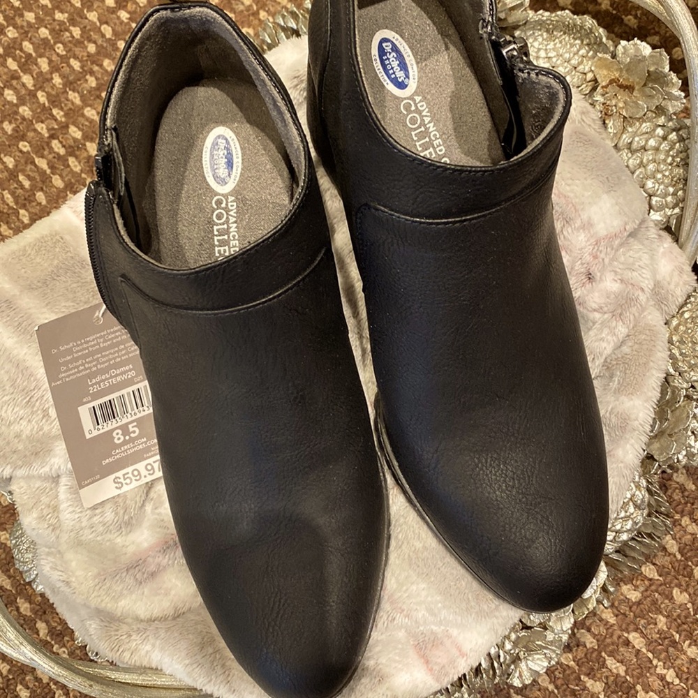 Drscholl’s shoes brand new size8.5